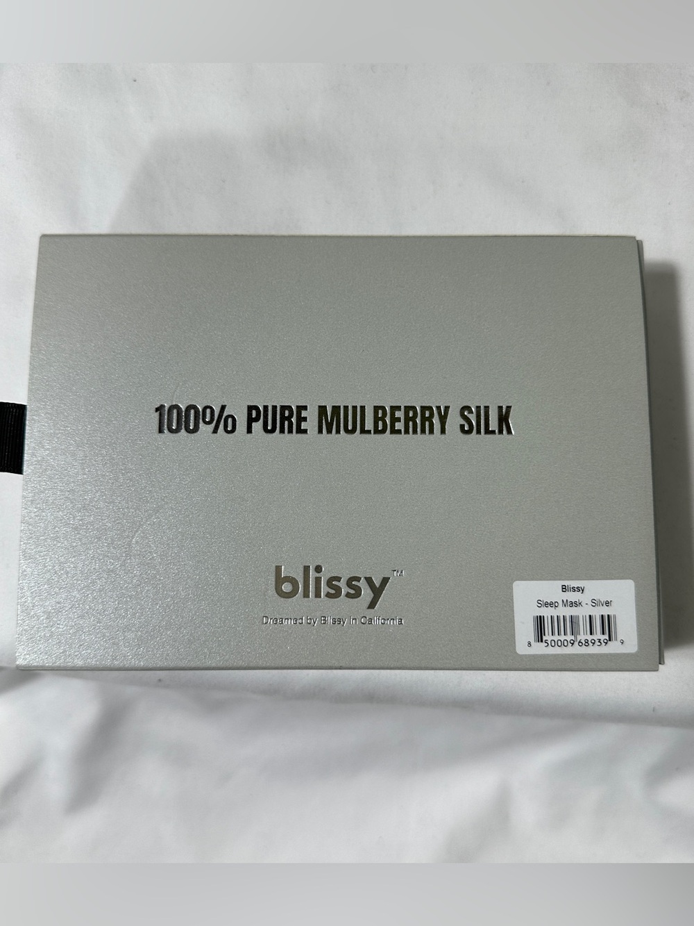Blissy 100% Mulberry Silk Sleeping Mask Silver - NEW - Picture 5 of 8